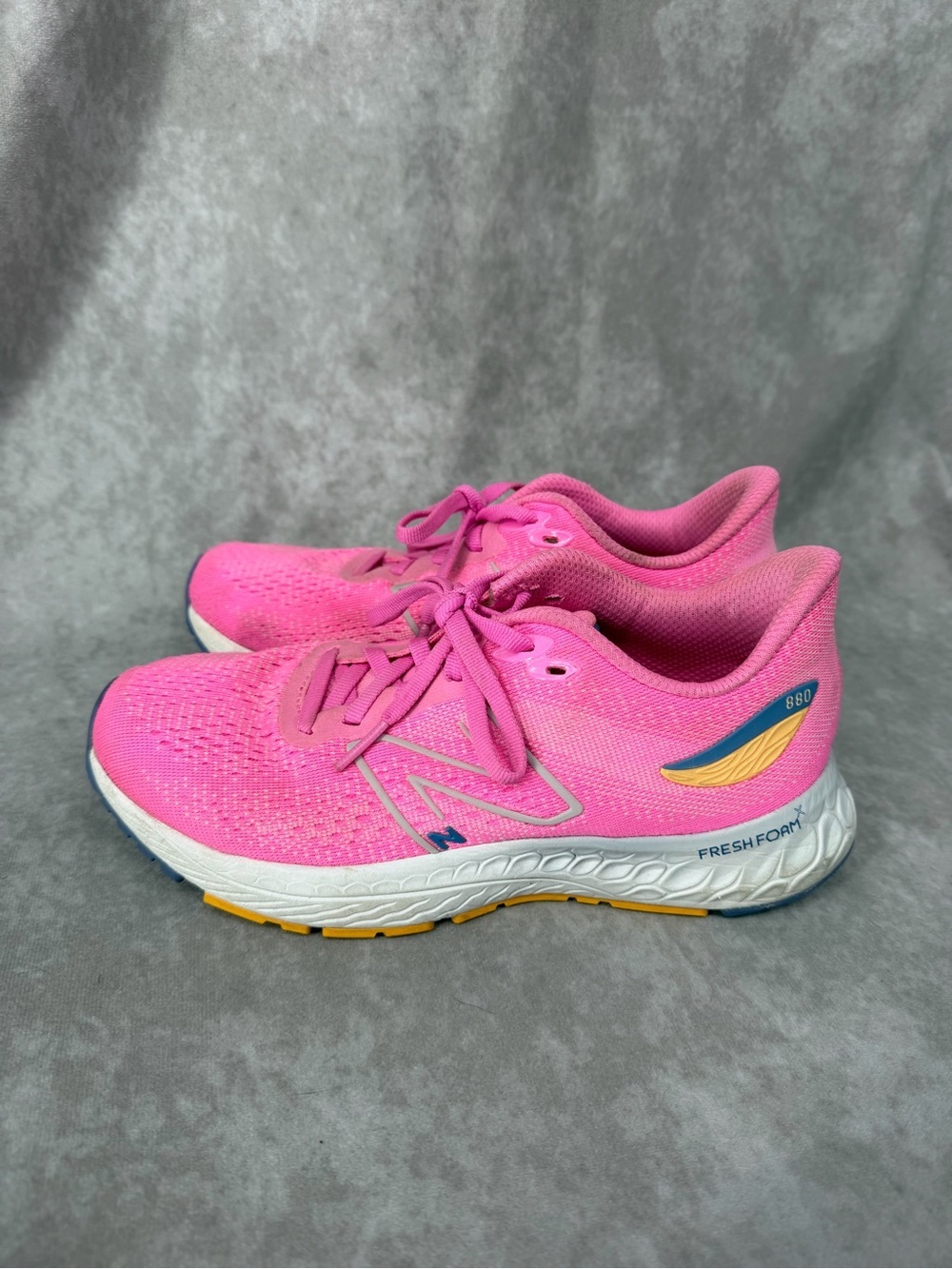 New Balance Kids Pink Fresh Foam Running Shoes 3.5 - Picture 2 of 5